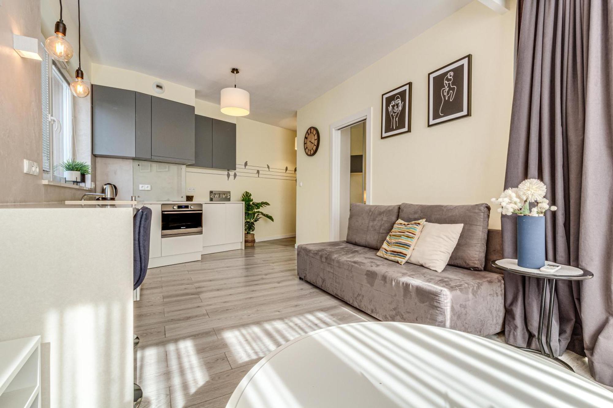 Rentplanet - Apartament Wszystkich Swietych Βρότσλαβ Εξωτερικό φωτογραφία